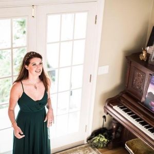 Meet your Posher, Caroline